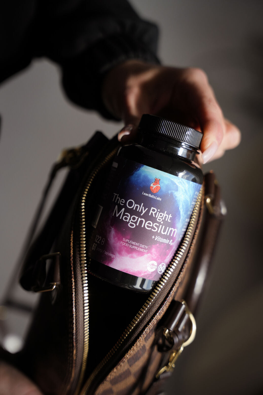 Magnesium — still life